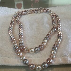 Source Unknown Multicolor Pearl Necklace